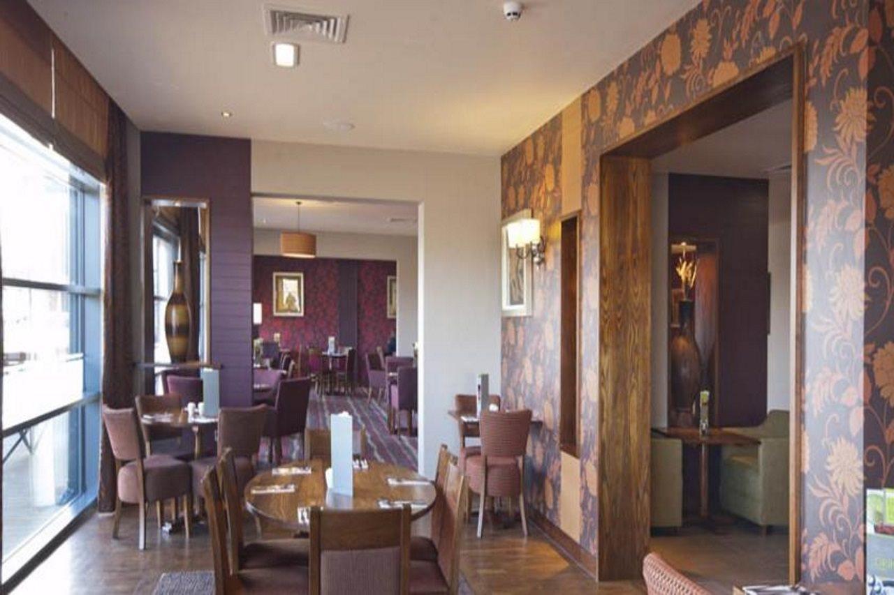 Premier Inn Edinburgh Park Eksteriør billede